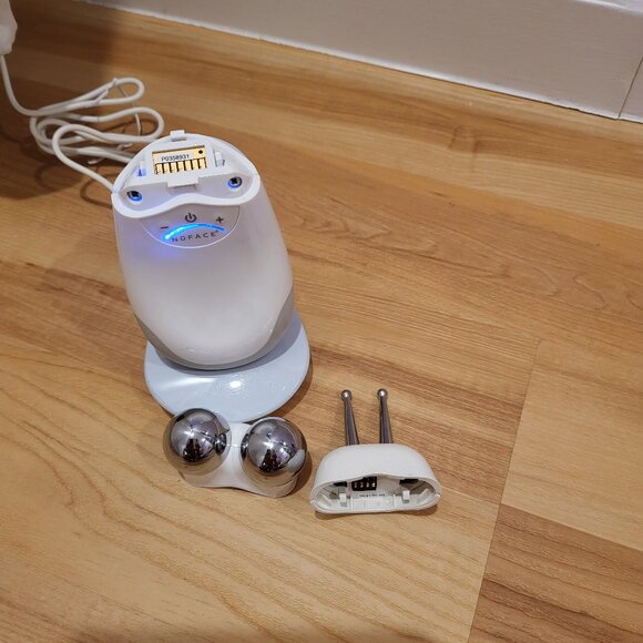 Nuface Trinity (2013 version, 1st generation) + Effective Lip & Eye Attachment - Picture 1 of 16